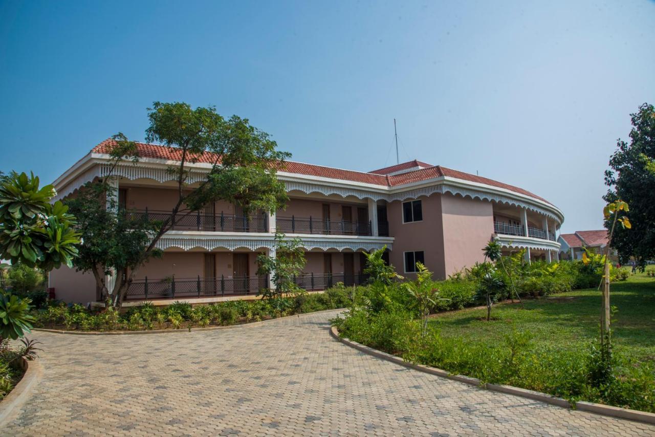 Swosti Chilika Resort Kānāipur Kültér fotó