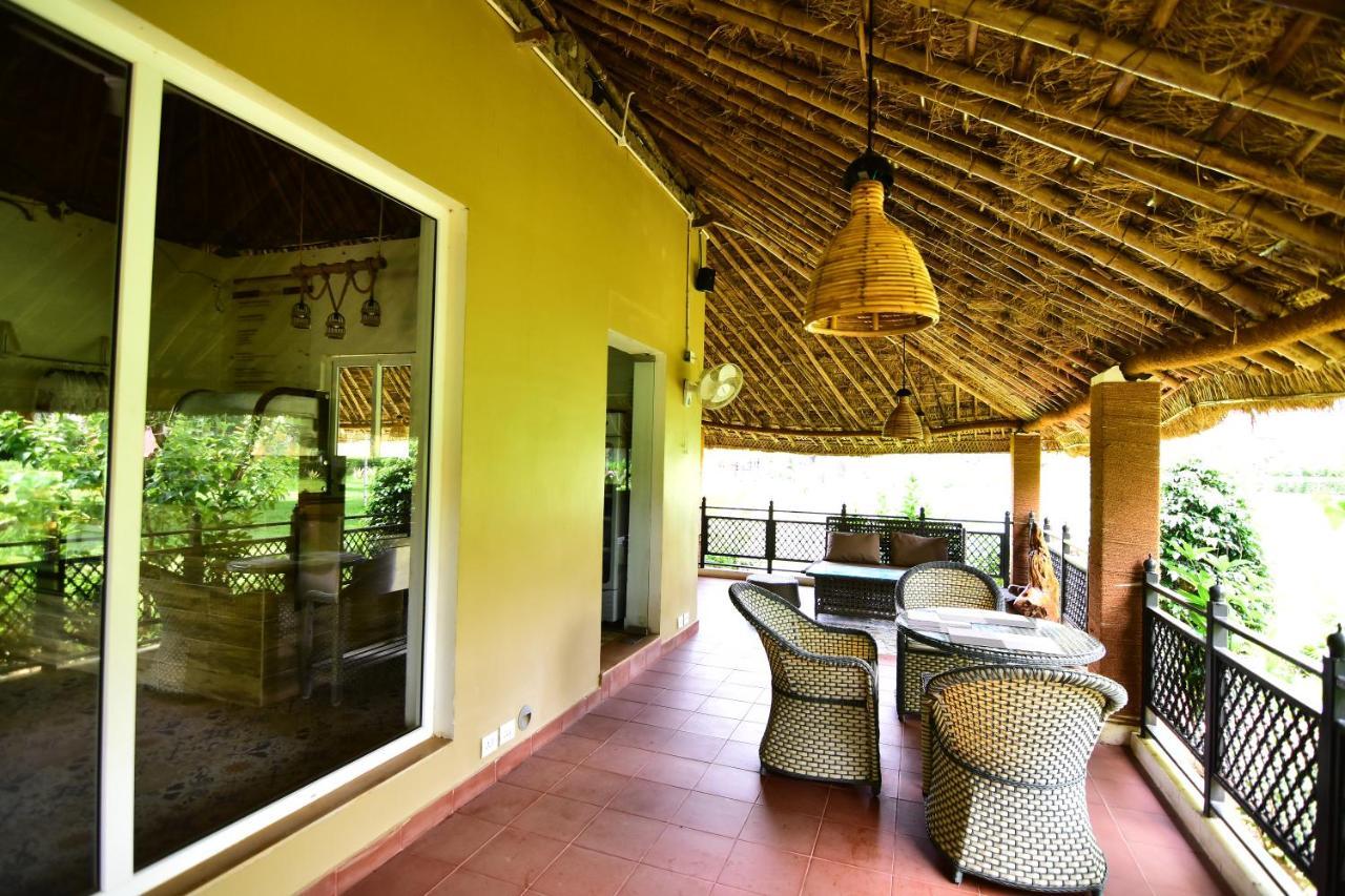 Swosti Chilika Resort Kānāipur Kültér fotó